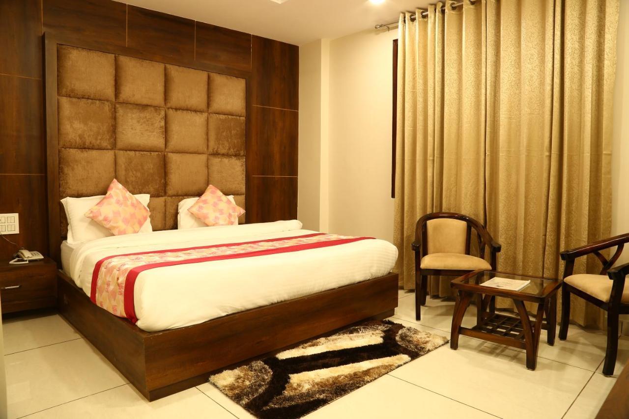 Hotel Kush Ganga - 50 Meter From Har Ki Pauri, Haridwār Dış mekan fotoğraf
