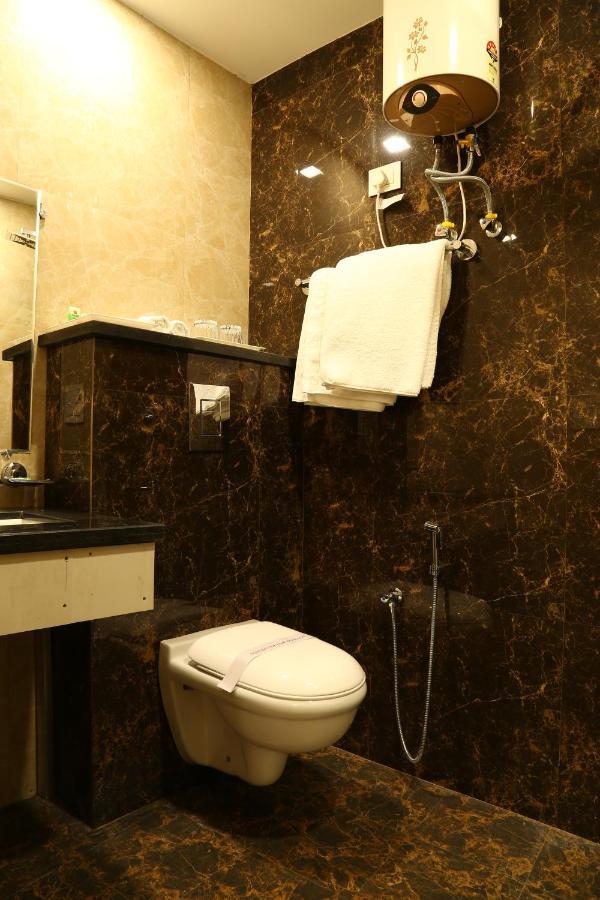 Hotel Kush Ganga - 50 Meter From Har Ki Pauri, Haridwār Dış mekan fotoğraf