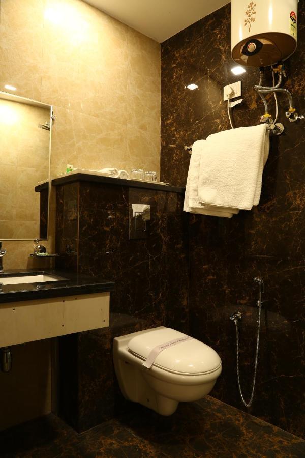 Hotel Kush Ganga - 50 Meter From Har Ki Pauri, Haridwār Dış mekan fotoğraf
