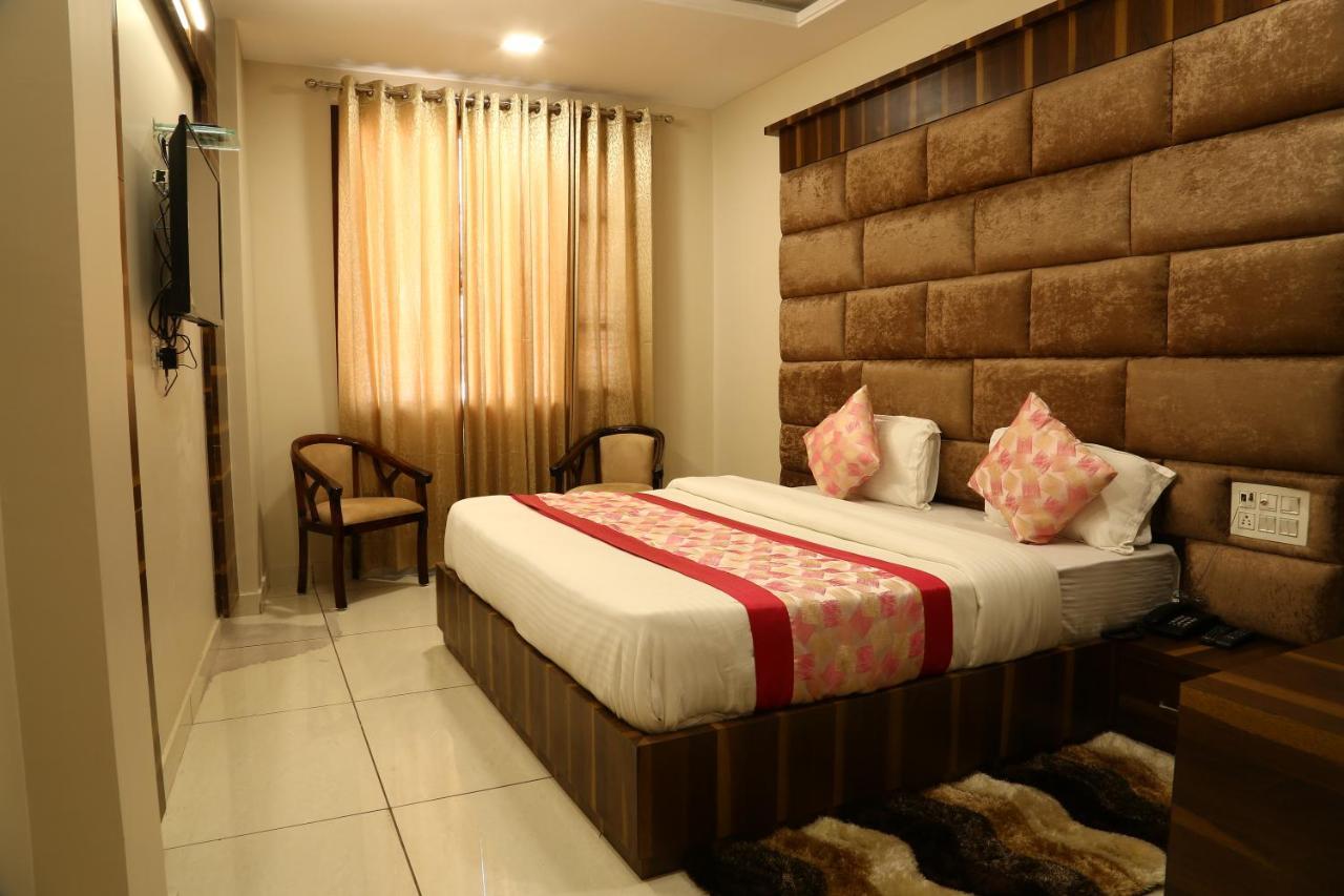 Hotel Kush Ganga - 50 Meter From Har Ki Pauri, Haridwār Dış mekan fotoğraf